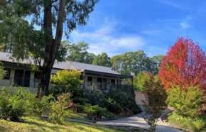 Woodbine Lodge